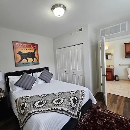 One Bedroom Partment At The Inman - 202